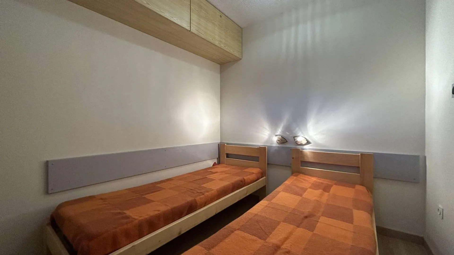 Appartement Lumineux 2 Pieces, Parking Gratuit, Proche Des Pistes Et Commerces - 5 Pers, Superdevoluy - Fr-1-525-211 Le Devoluy 0*,  France